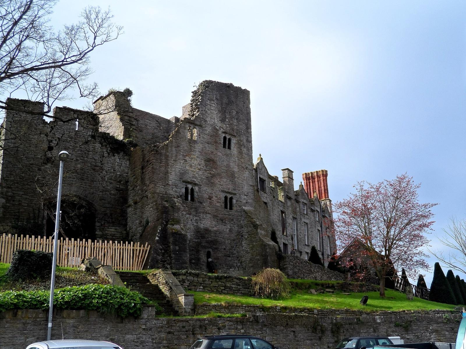 Hay Castle